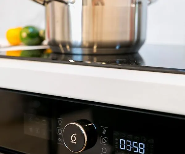 Zablocinska 6 - Bezplatny Parking - Apartament Dla 6 Osob - 400m Do Stacji Metra - Better