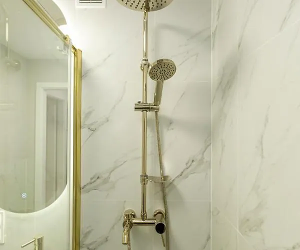 Hotel Zablocinska 6 - Bezplatny Parking - Apartament Dla 6 Osob - 400m Do Stacji Metra - Better