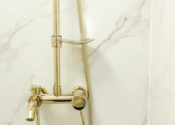 Hotel Zablocinska 6 - Bezplatny Parking - Apartament Dla 6 Osob - 400m Do Stacji Metra - Better Warszawa