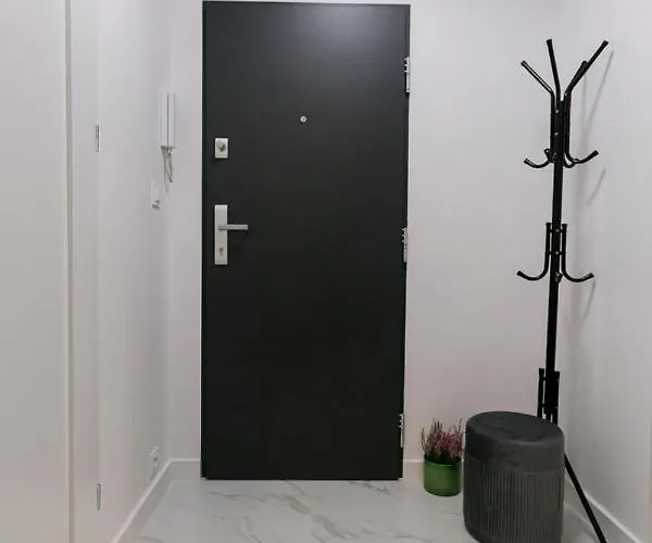 Hotel Zablocinska 6 - Bezplatny Parking - Apartament Dla 6 Osob - 400m Do Stacji Metra - Better