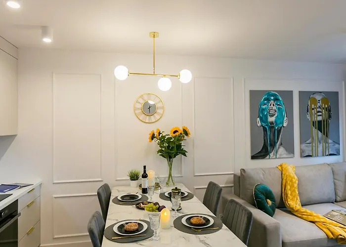 Zablocinska 6 - Bezplatny Parking - Apartament Dla 6 Osob - 400m Do Stacji Metra - Better Hotel Warszawa