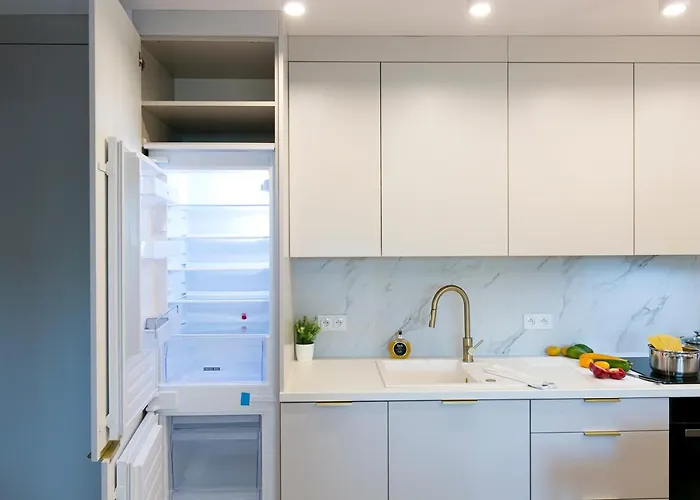 Hotel Zablocinska 6 - Bezplatny Parking - Apartament Dla 6 Osob - 400m Do Stacji Metra - Better Warszawa