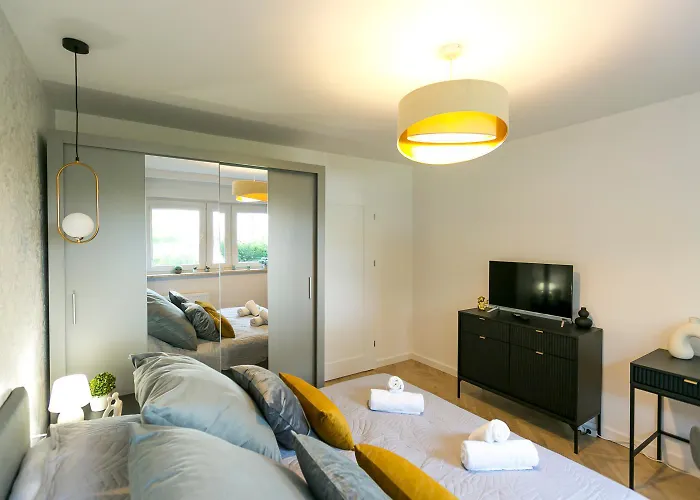 Zablocinska 6 - Bezplatny Parking - Apartament Dla 6 Osob - 400m Do Stacji Metra - Better * Warszawa