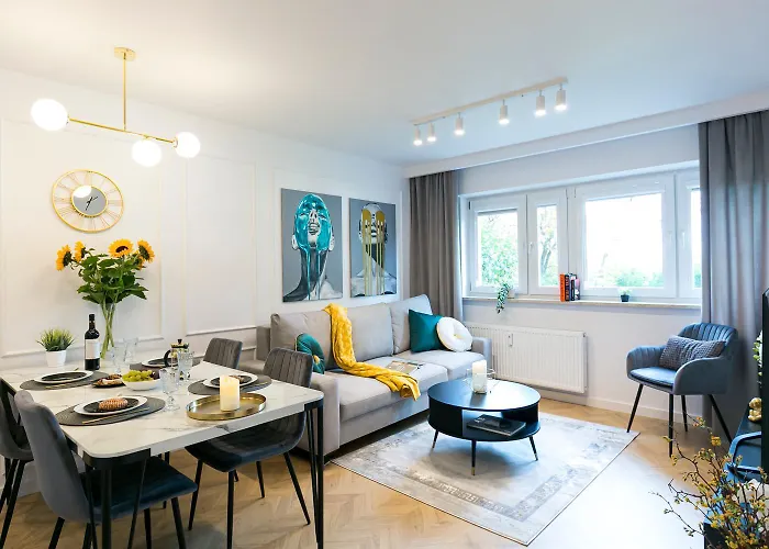 Hotel Zablocinska 6 - Bezplatny Parking - Apartament Dla 6 Osob - 400m Do Stacji Metra - Better *