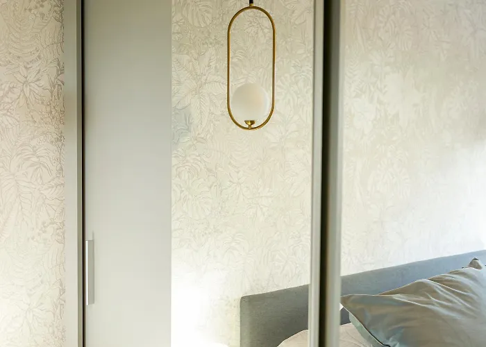 Hotel Zablocinska 6 - Bezplatny Parking - Apartament Dla 6 Osob - 400m Do Stacji Metra - Better *