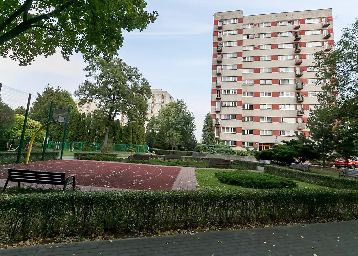 Hotel Zablocinska 6 - Bezplatny Parking - Apartament Dla 6 Osob - 400m Do Stacji Metra - Better