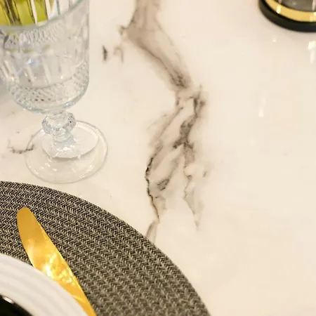 Zablocinska 6 - Bezplatny Parking - Apartament Dla 6 Osob - 400m Do Stacji Metra - Better * Varsovie