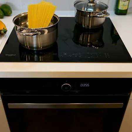 Hotel Zablocinska 6 - Bezplatny Parking - Apartament Dla 6 Osob - 400m Do Stacji Metra - Better