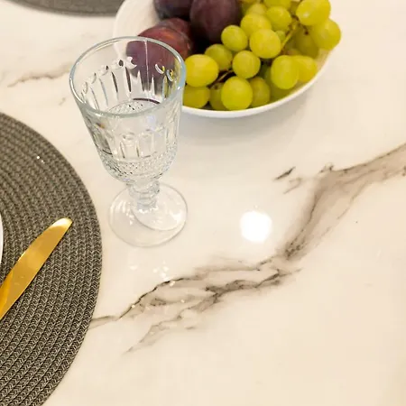 Zablocinska 6 - Bezplatny Parking - Apartament Dla 6 Osob - 400m Do Stacji Metra - Better *