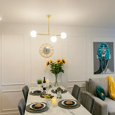 Zablocinska 6 - Bezplatny Parking - Apartament Dla 6 Osob - 400m Do Stacji Metra - Better 호텔 바르샤바