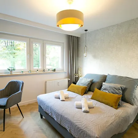 호텔 Zablocinska 6 - Bezplatny Parking - Apartament Dla 6 Osob - 400m Do Stacji Metra - Better