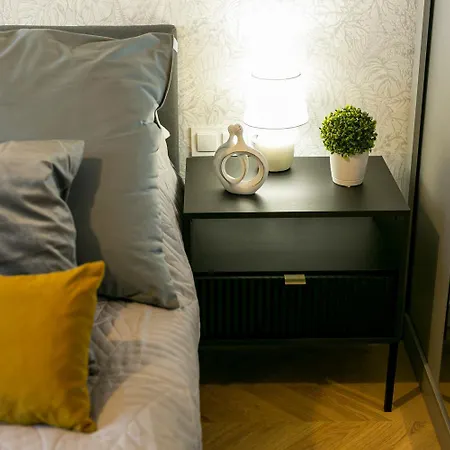 Zablocinska 6 - Bezplatny Parking - Apartament Dla 6 Osob - 400m Do Stacji Metra - Better מלון *