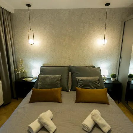 فندق Zablocinska 6 - Bezplatny Parking - Apartament Dla 6 Osob - 400m Do Stacji Metra - Better