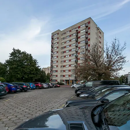 Zablocinska 6 - Bezplatny Parking - Apartament Dla 6 Osob - 400m Do Stacji Metra - Better 호텔 *