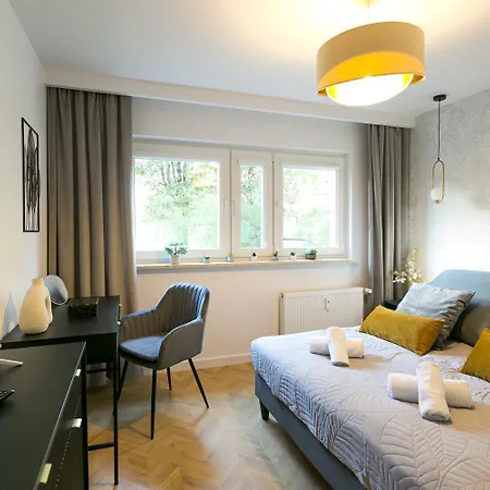 Zablocinska 6 - Bezplatny Parking - Apartament Dla 6 Osob - 400m Do Stacji Metra - Better Hotel Warszawa